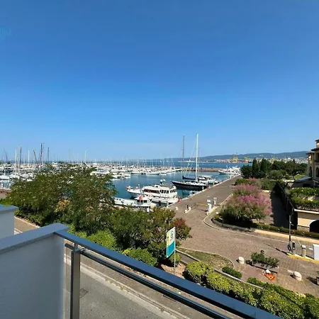 Διαμέρισμα San Rocco Sea Side *