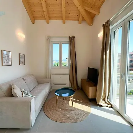 San Rocco Sea Side Lejlighed